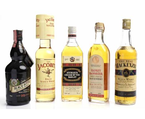 BLACK BOTTLE AGED 10 YEARS
Blended Scotch Whisky. 70cl, 40% volume.
HANKEY BANNISTER 5 YEAR OLD
Blended Scotch Whisky. 75cl, 