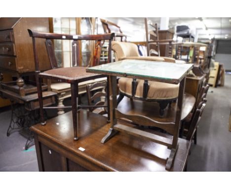 EDWARDIAN OAK CORNER CHAIR, CARVED TOP RAIL WITH INLAY, THREE CARVED BACK SPLATS, PAD SEAT, OVER 'X' STRETCHER AND A FIRESCRE