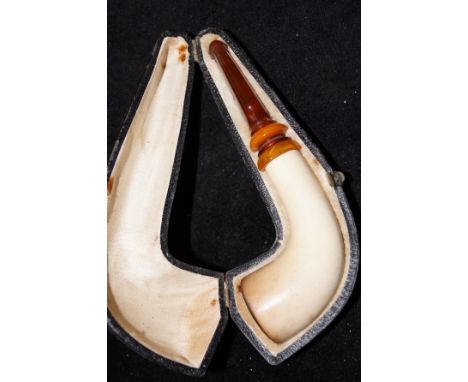 Meerschaum boxed pipe with amber stem