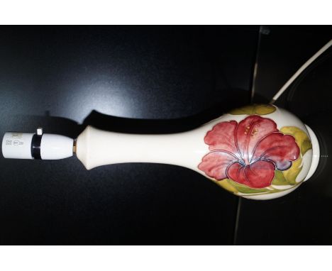 Moorcroft table lamp in the Hibiscus pattern, height 42cm