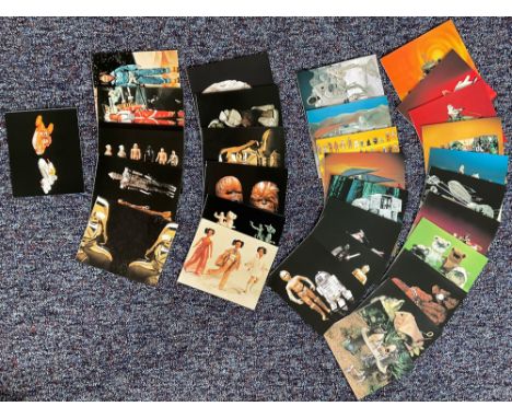 Star Wars: From Concept to Screen to Collectable collection of picture postcards. This lovely lot of 31 colour postcards show