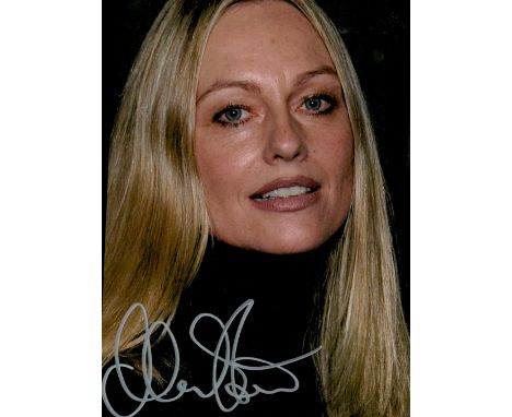 Actor Mary Stavin signed 10x8 colour photo. Mary Ann Catrin Stavin, born 20 August 1957, is a Swedish actress, model and beau
