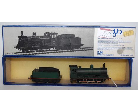 From the same manufacturer, a kit built H0 Belgian Railways 0-6-0 goods engine and tender of class 41 (G)