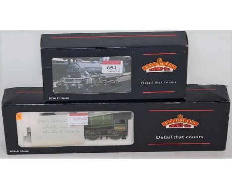 A Bachmann class B1 engine and tender lined green livery as No. 8304 'Gazelle' (MR-BNM) sold with 31-608 class V3 tank engine