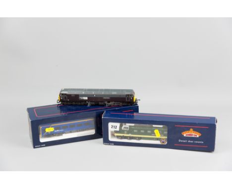Two boxed Bachmann branch line trains, a two pack 31-505 First North Western, a 32-525 Class 55 Deltic D9004 titled 'Queen's 