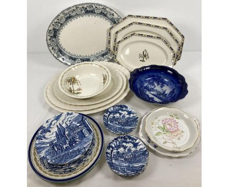 A small collection of assorted vintage items. To include a quantity of 78 rpm records, a pair of carved wooden candlesticks a