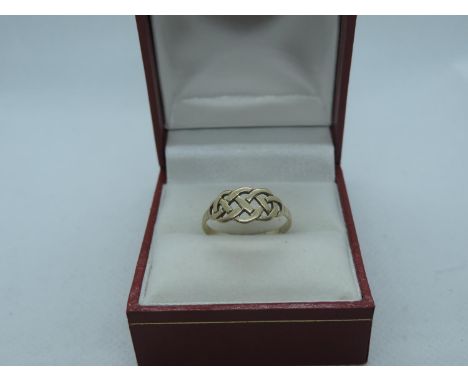 9ct Yellow Gold Celtic Knot Design Ring - 1.2gms 