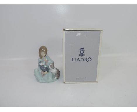 Boxed Lladro Figurine - Catnap 