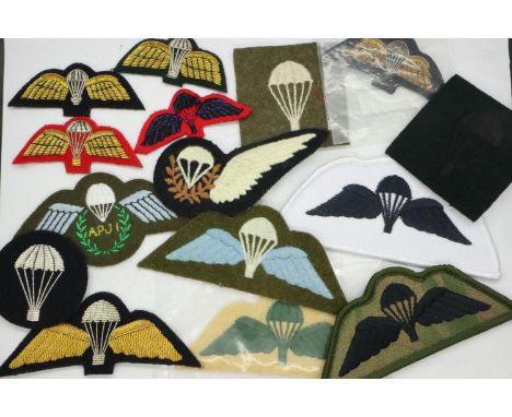 Fifteen embroidered parachute wings. P&amp;P Group 1 (£14+VAT for the first lot and £1+VAT for subsequent lots) 