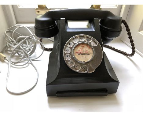 Vintage bakelite telephone in working order
