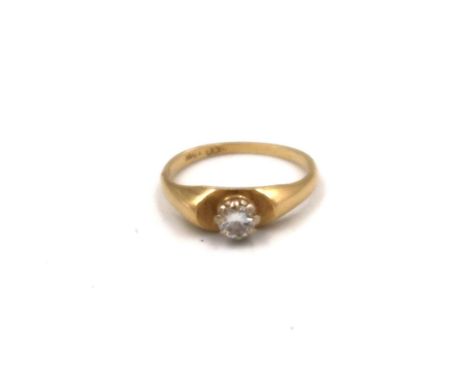 An 18ct yellow gold and diamond solitaire ring, Size K, 3.7grams.