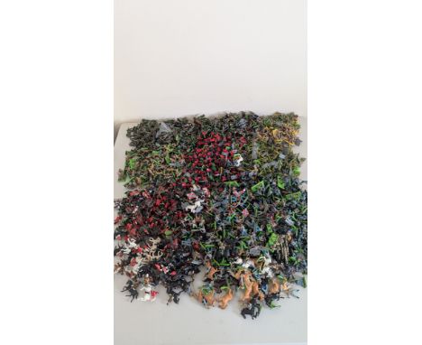 Britains; An extremely large collection of unboxed playworn military army Britains models and figures, plastic, made by Super