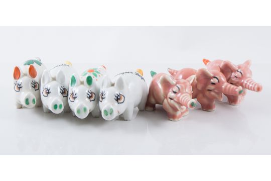 Shamrock Pottery Novelty Pig Decorated With A Cloverleaf 7cm