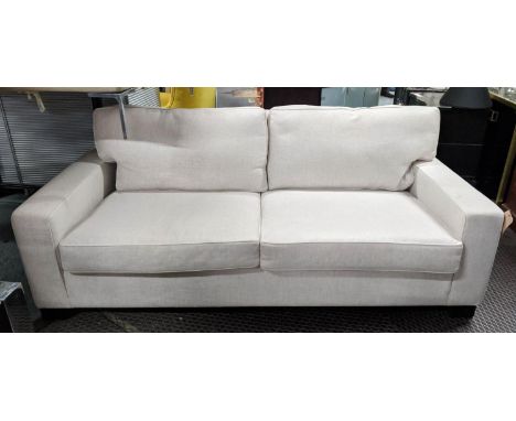 KINGCOME SOFA, 200cm x 105cm. 