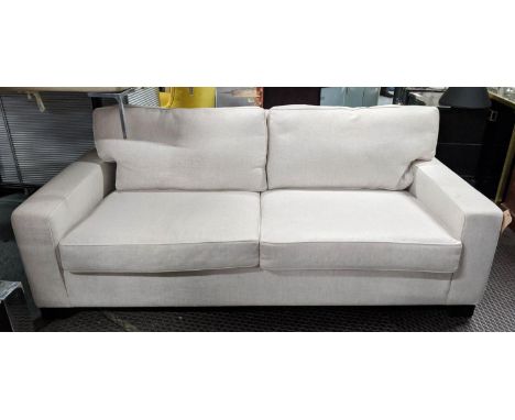 KINGCOME SOFA, 200cm x 105cm. 