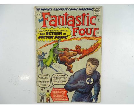 FANTASTIC FOUR #10 (1963 - MARVEL - UK Price Variant) - Doctor Doom appearance + Invisible Girl pin-up - Jack Kirby cover and