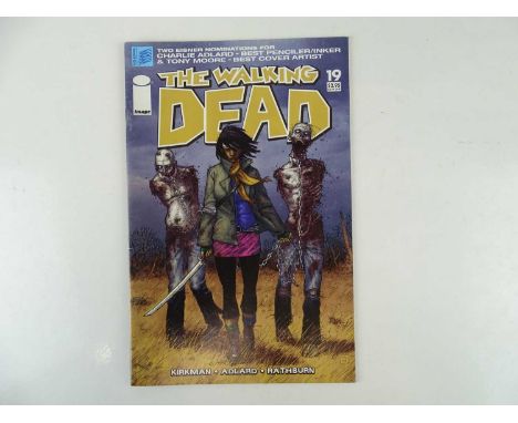 WALKING DEAD #19 - (IMAGE - 2005) - KEY Book - First Printing - First appearance of Michonne + "Death" of Dexter + Andrew lea