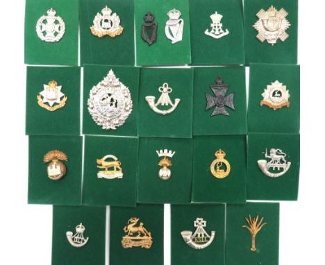 20 x Infantry Cap Badges including bi-metal Inniskilling Fusiliers ... Bi-metal Hertfordshire ... Bi-metal Royal Irish Fusili