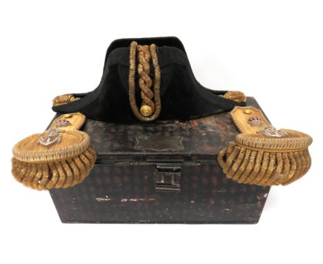 Post 1901 Royal Navy Officer Bicorn And Epaulettes &nbsp; black beaver bicorn. &nbsp;Black acorn decorated braid edging. &nbs