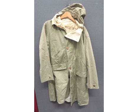 WW2 Pattern American Reversible Parka Jacket light green, single breasted, fly front, long jacket. &nbsp;Top fixed hood. &nbs
