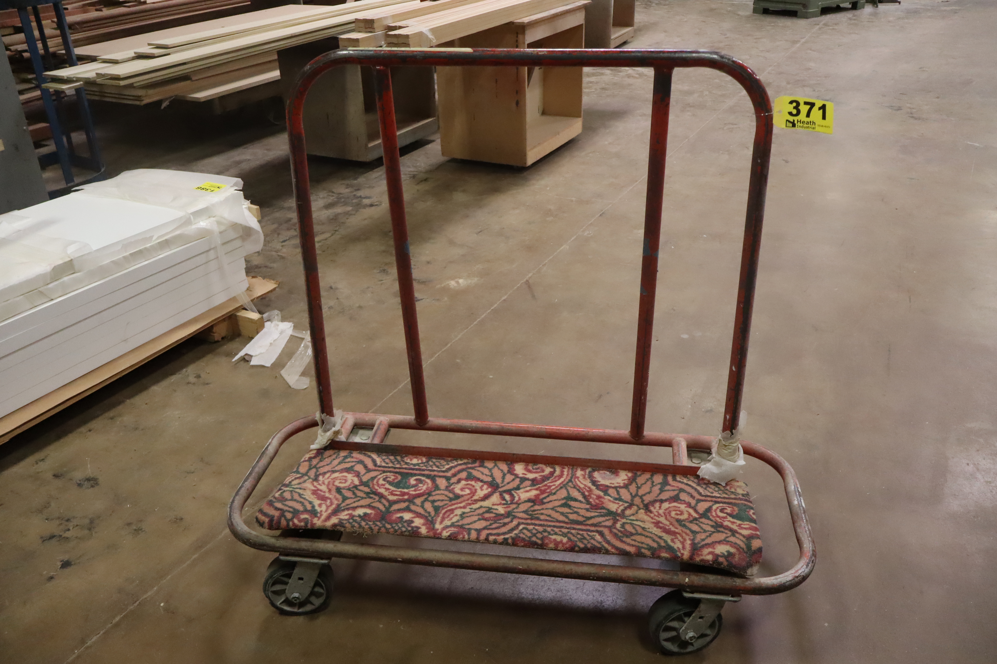Lot 371