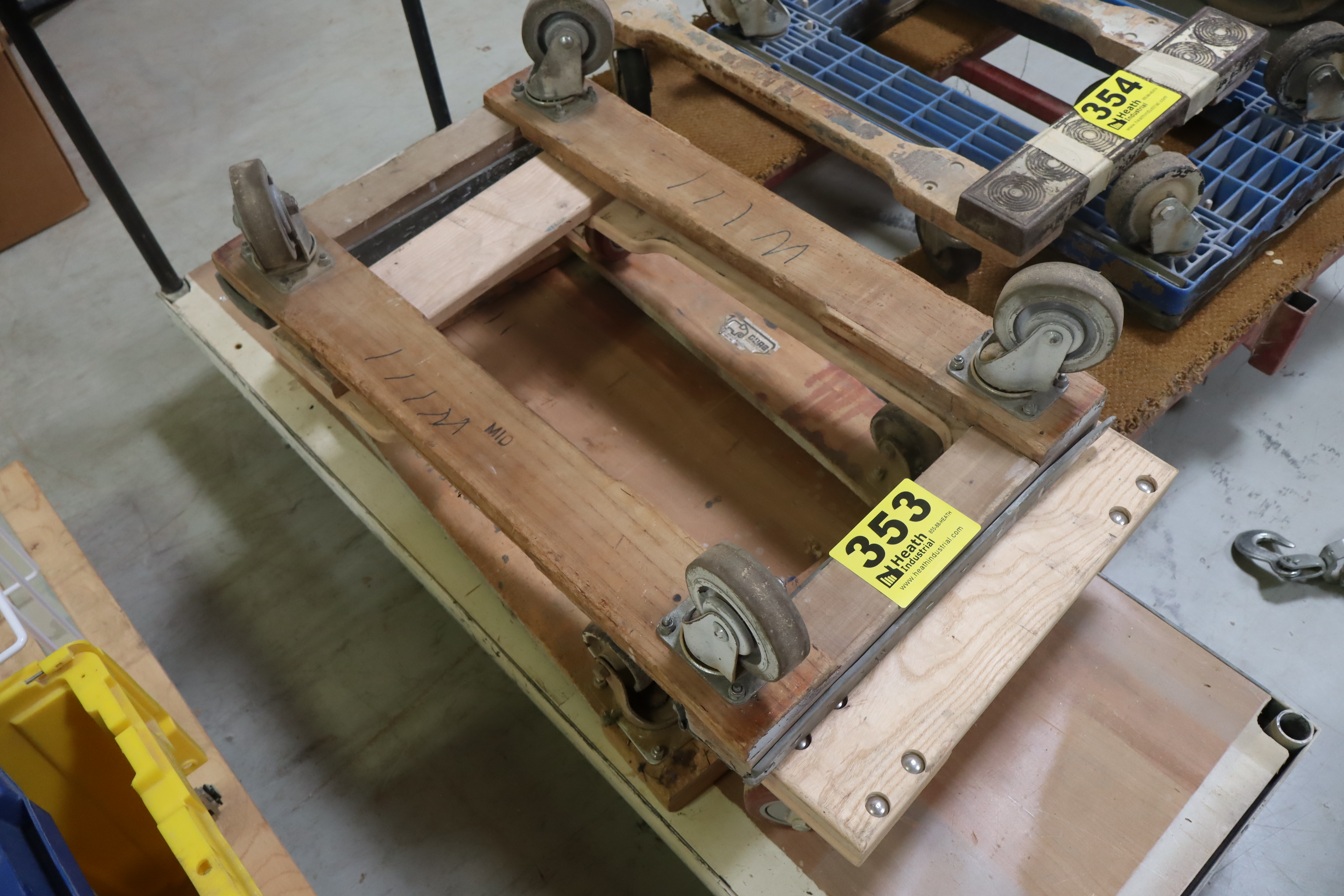 Lot 353