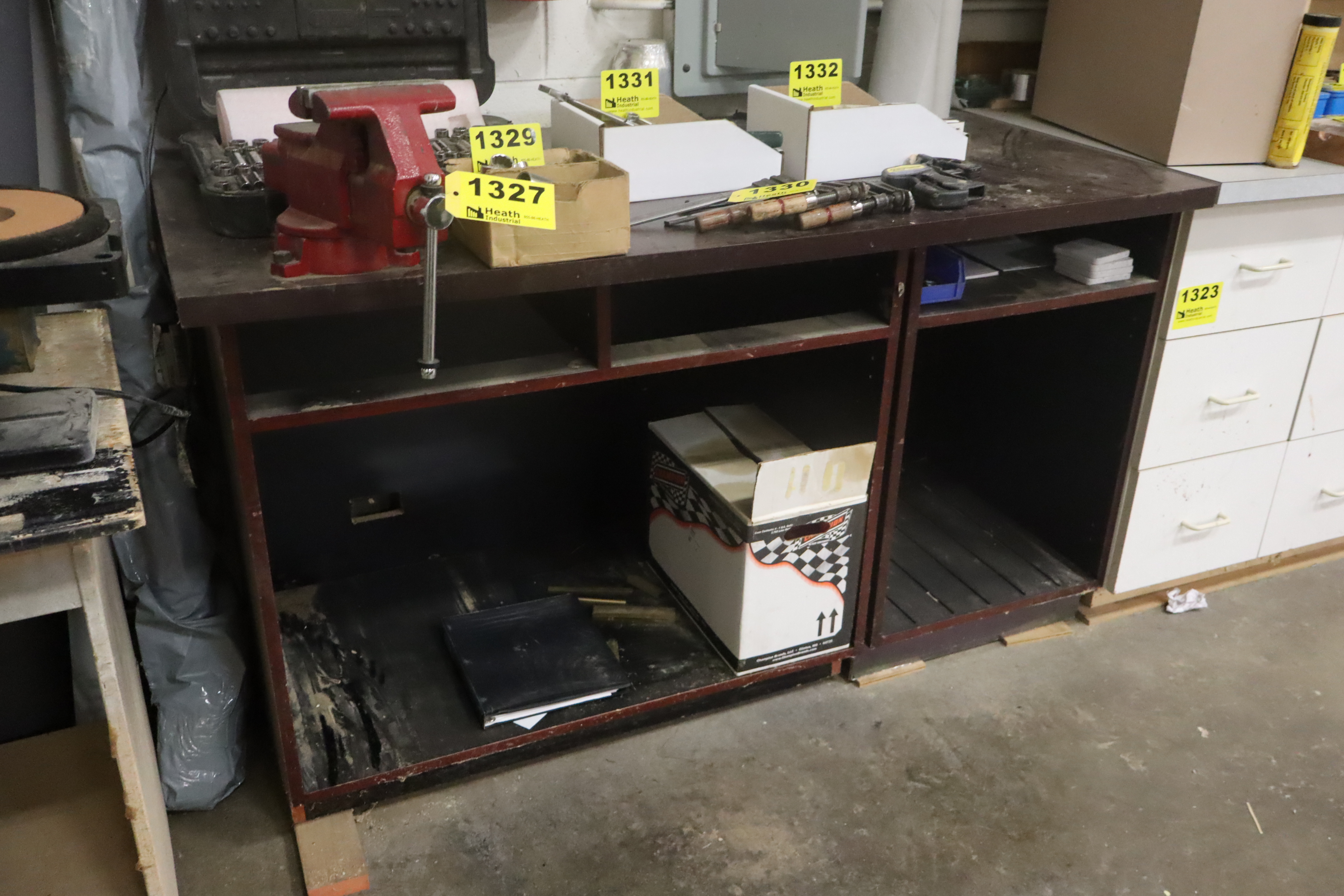 Lot 1327