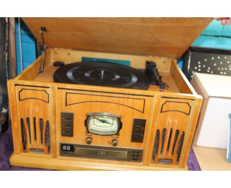 A vintage style record player CD player &amp; radio 