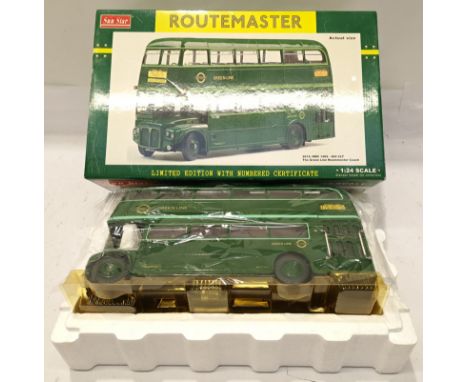 Sunstar, a boxed 1:24 Scale Routemaster Series 2912: RMC 1469 - 469 CLT: The Green Line Routemaster Coach. Although unchecked