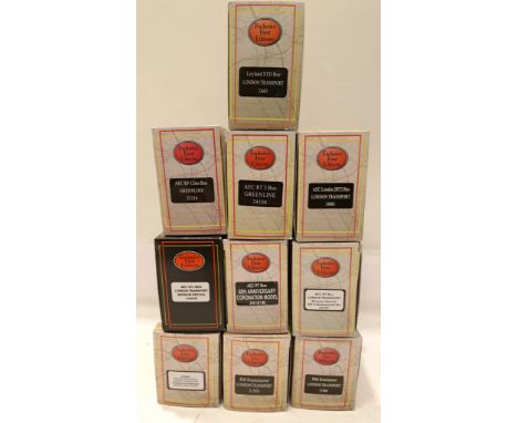 EFE, a boxed Group of 1:76 Scale Buses. Includes 33601 Leyland STD Bus "London Transport" with others. Although unchecked for