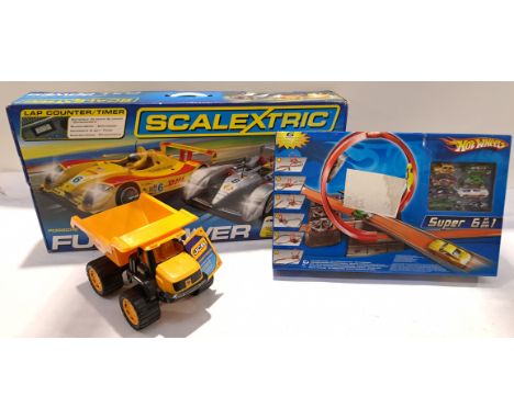 Scalextric, Hot Wheels &amp; HTI, a boxed and unboxed Group of Collectibles. Includes Full Power C1221 Porsche RS Spyder V Au