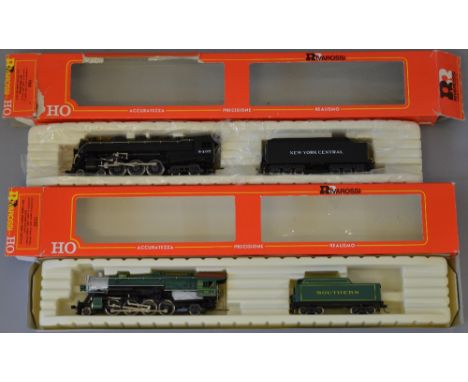 H0 scale Rivarossi. 2 x locomotives. 1252 4-6-4 N.Y.C pacific & 1230 2-8-2 Heavy Mikado Southern. Both VG in F/G boxes.