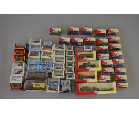 61 x railway scale diecast models by Hornby Skale Autos, Oxford and similar, includes 1:76, 1:87 and N gauge. Boxed, overall 