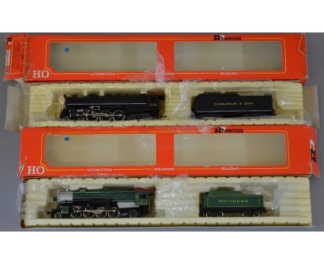 H0 scale Rivarossi. 2 x locomotives. 1274 4-6-4 Hudson Chesapeak & Ohio & 1230 2-8-2 Heavy Mikado Southern. Both VG in G boxe