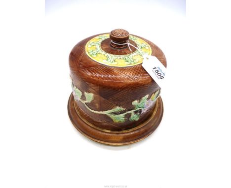 A mid 19th century Majolica cheese dome, possibly George Jones or Minton but no distinguishable marks, base 8 1/2" diameter, 