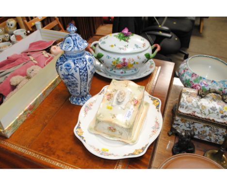A Delft baluster vase and cover, a Franklin Mint oval tureen, stand complete with ladle, a Victorian transfer decorated chees