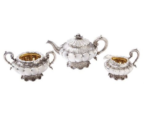 A WILLIAM IV THREE PIECE SILVER TEA SERVICE BY EDWARD BARNARD AND EDWARD... A WILLIAM IV THREE PIECE SILVER TEA SERVICE BY ED