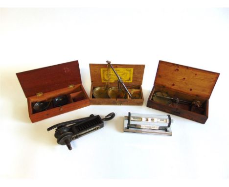 ASSORTED COLLECTABLES comprising a set of South Eastern & Chatham Railway spring scales, with ratchet lock; three sets of tra
