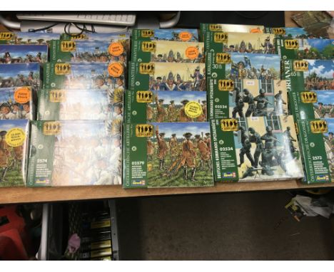 Revell, 1:72 scale, 35 boxed model kits of military personnel