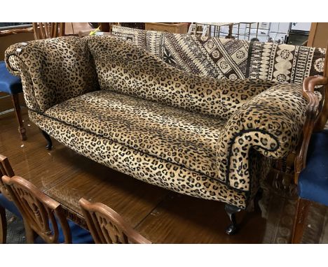 LEOPARD STYLE SOFA