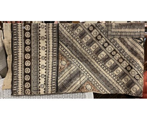 FIJAN/POLYNESIAN BLOCK PRINTED TAPA CLOTH, LARGE BARKCLOTH 350CMS X 350CMS APPROX