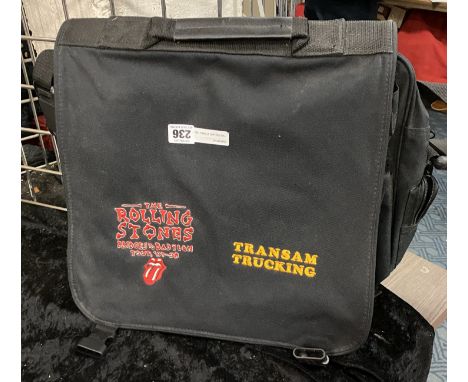 THE ROLLING STONES 1997-1998 BRIDGES TO BABYLON CREW SATCHEL BAG