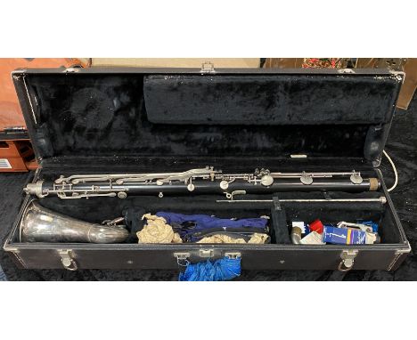 SELMER BASS CLARINET