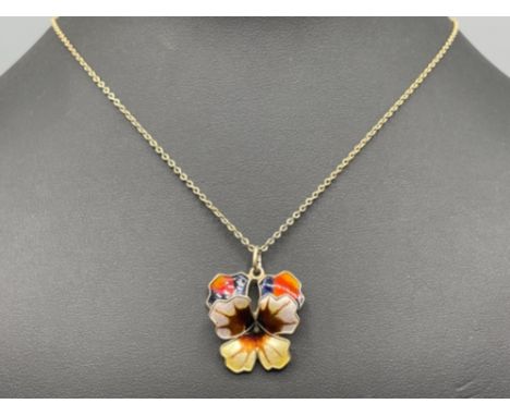 Stunning David andersen norway sterling silver enamel floral pendant in very good condition 2.5cms