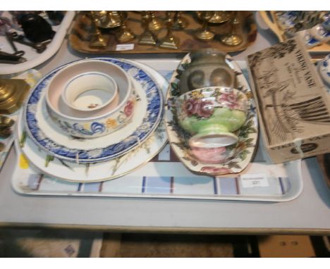 tray of collectable pottery inc. Maling, poole etc