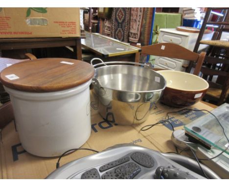 HEAVY STAINLESS STEEL JAM PAN AND GLAZED MIXING BOWL AND A CERAMIC BREAD BIN