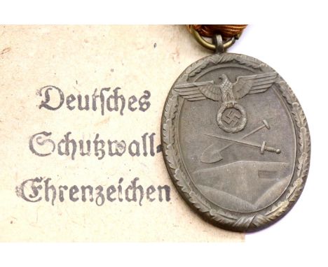 WWII German West Wall Medal. Un-issued in original packet. P&amp;P Group 1 (£14+VAT for the first lot and £1+VAT for subseque