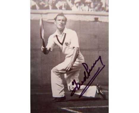 PERRY FRED : (1909-1995) British tennis Player. Former world nº 1 who won 14 Grand Slam titles. Perry was the first player to