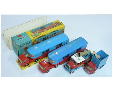Corgi a mainly unboxed Chipperfields Circus group to include Circus Horse Transporter, Bedford Tractor Unit with Giraffe, Sca