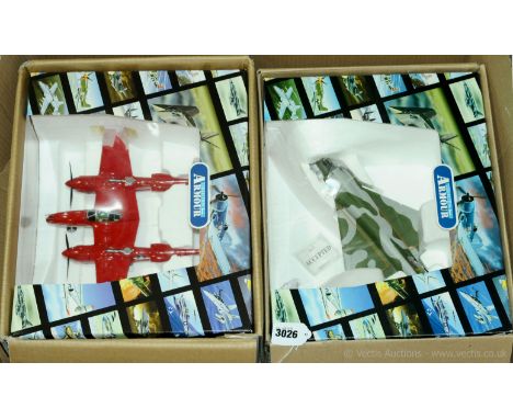 Franklin Mint Armour Collection - a boxed pair of 1/48 Scale Military Aircraft comprising of B11C997 (C) a P-38 Lightning alo